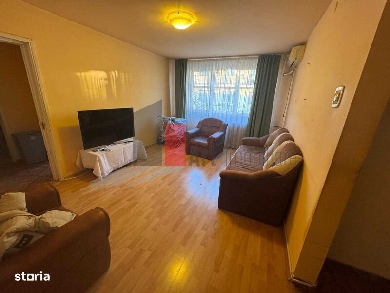 Titan, 1 Decembrie 1918 apartament 3 camere